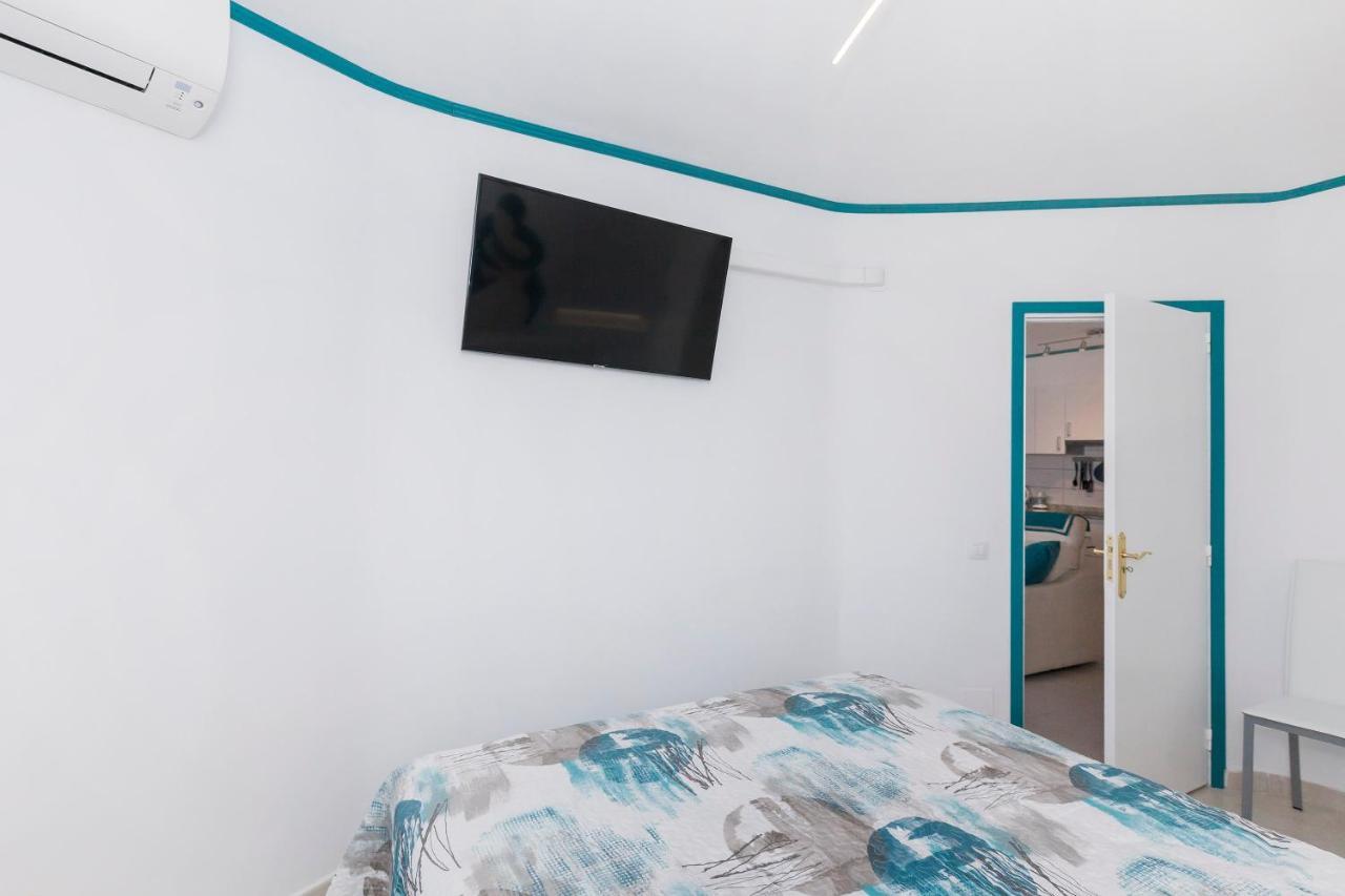 דירות לוס כריסטיאנוס First Line Sea, Luxury Penthouse, Sea And Sunset View Vivenda Vacational Guayero 618 מראה חיצוני תמונה
