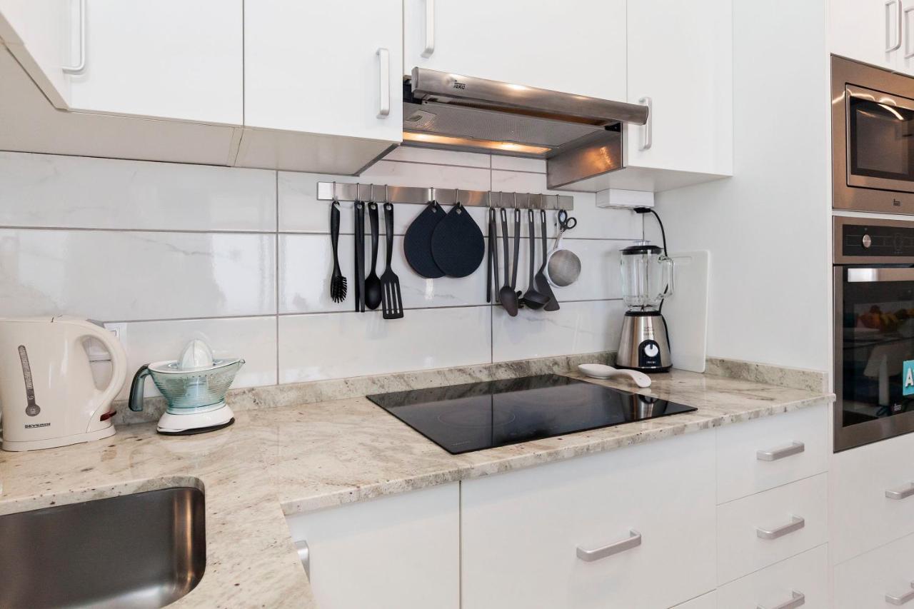 דירות לוס כריסטיאנוס First Line Sea, Luxury Penthouse, Sea And Sunset View Vivenda Vacational Guayero 618 מראה חיצוני תמונה